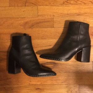 Black leather heeled boot